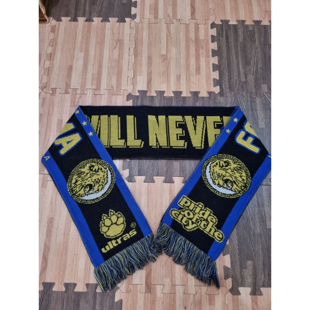 Syal Forza Arema (ultras)