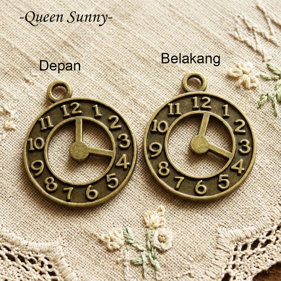 Charm Jam Saku Vintage Solid Liontin Manik Bandul Jam Locket Bahan Kalung Gelang Aksesoris CHM1697