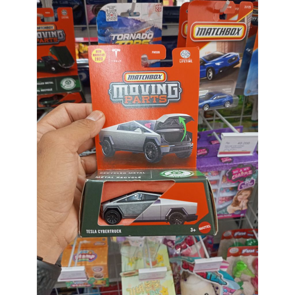 DIECAST MATCHBOX TESLA TRUCK MOVING PARTS