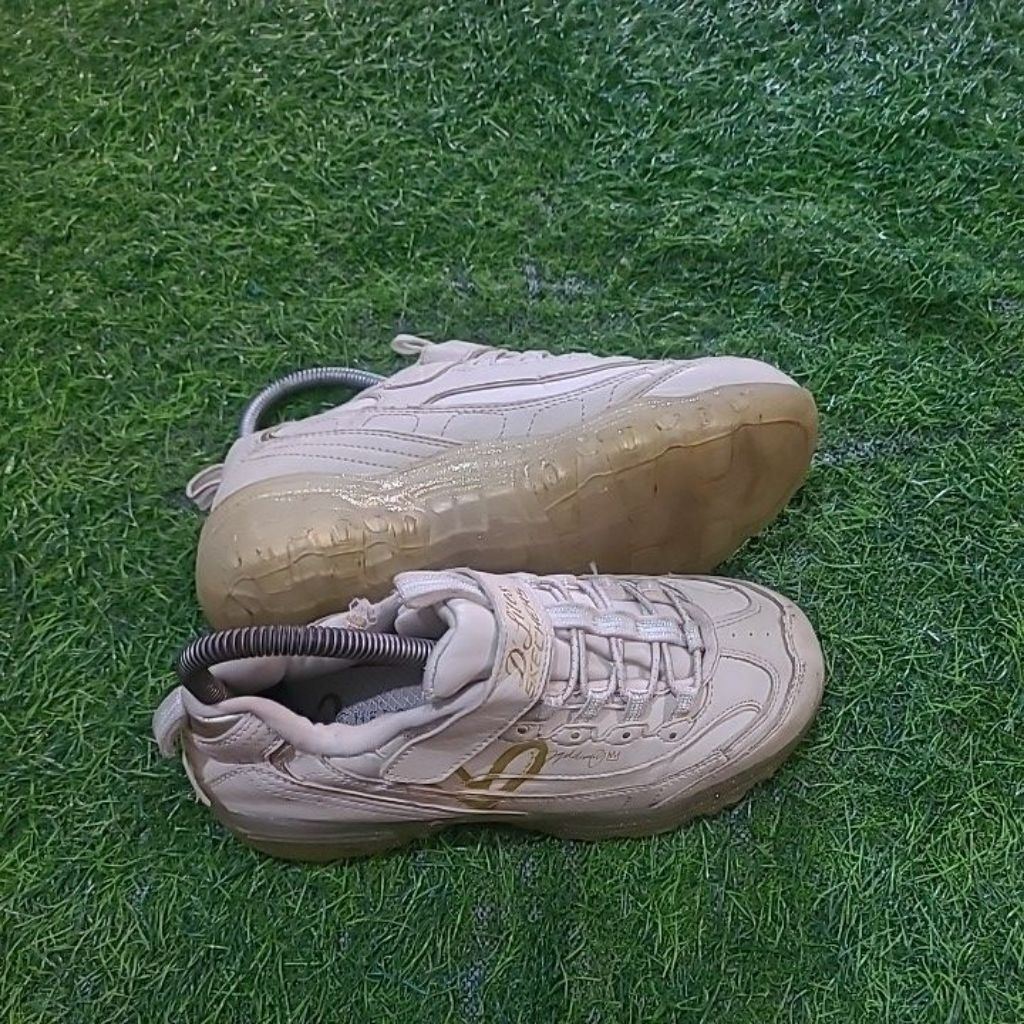 sepatu anak skechers size 35