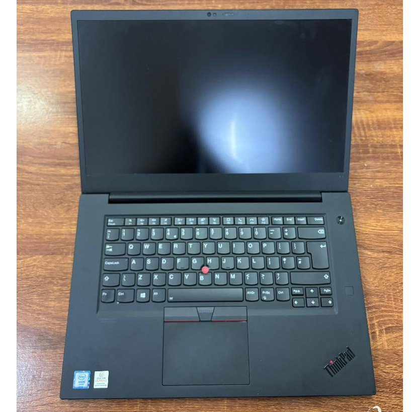 LAPTOP LENOVO THINKPAD P1 XEON GEN 10TH RAM 8/512GB SECOND MULUS