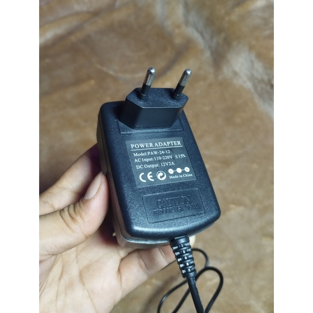ADAPTOR 12V ~ 2A PAW-24-12