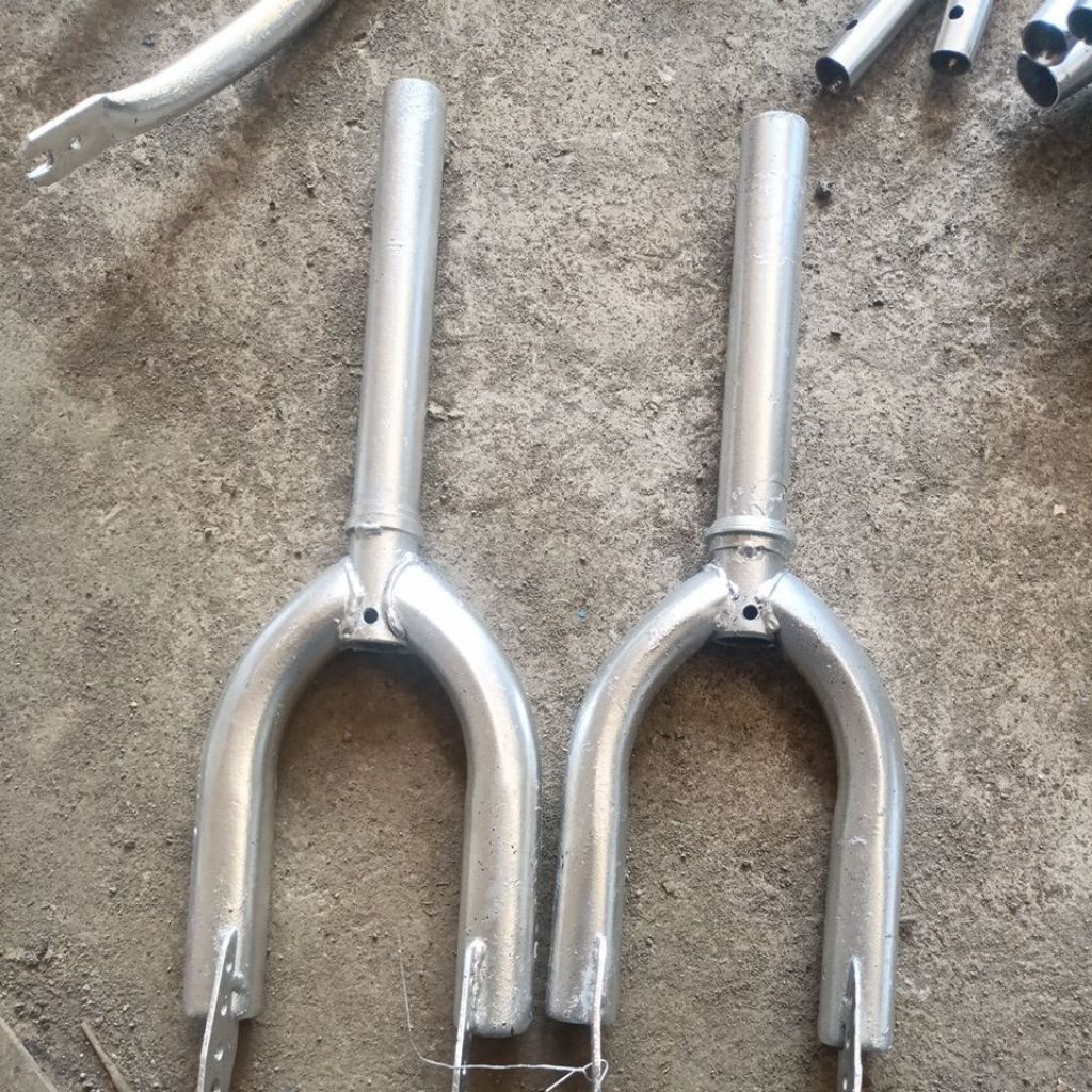 Fork OS,sepeda  anak ukuran 12 in,bekas