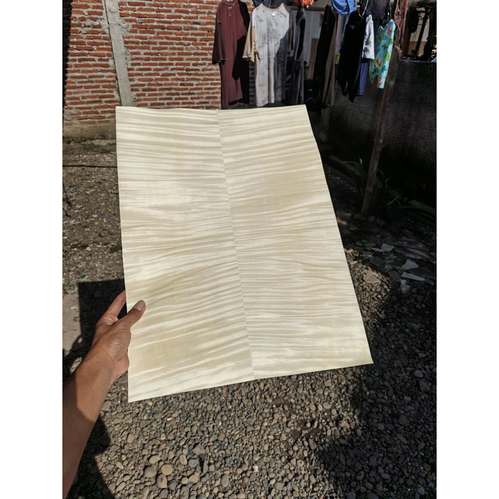 Veneer White Flame Maple Top Body Gitar / Bass