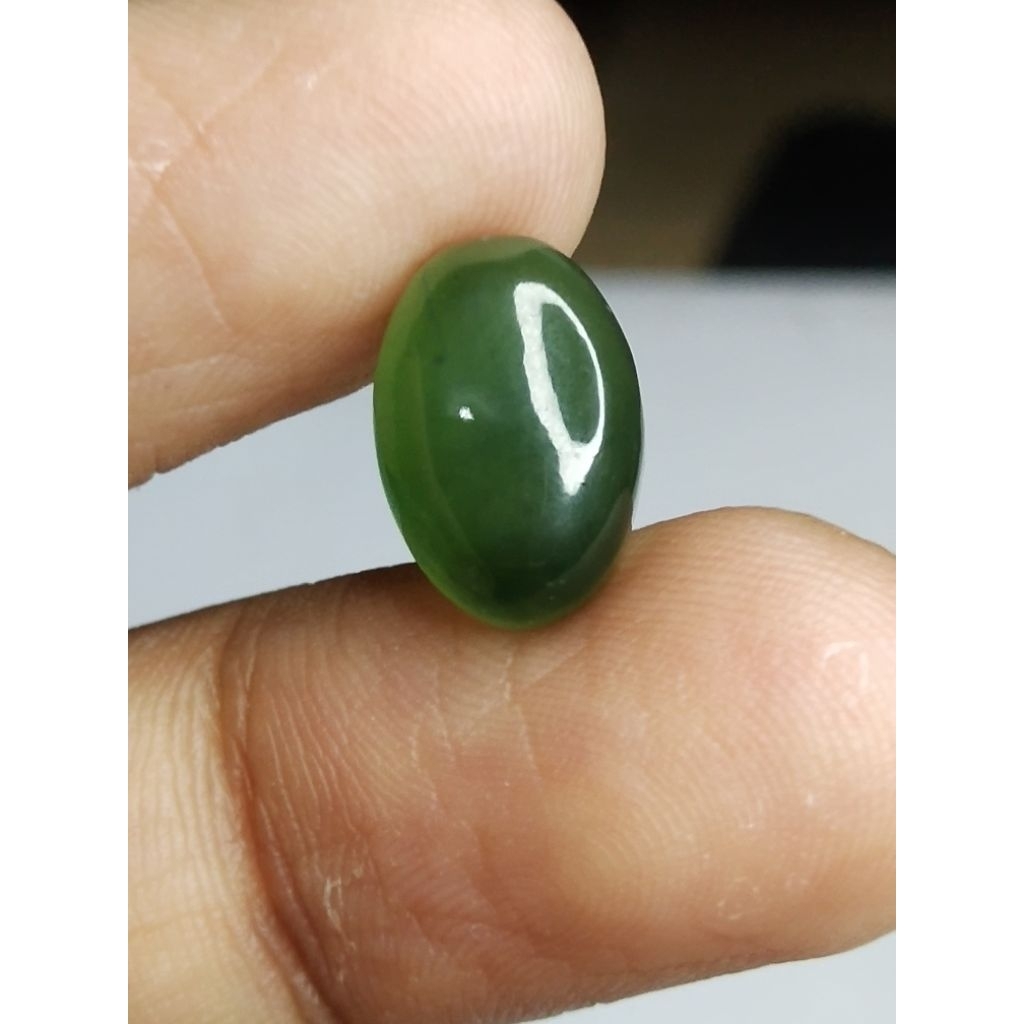 Natural Serpentine Memo 13 x 9 x 4.7 mm 5.35 Ct Giok Hijau Oval Cabochon NTD YGL 2368