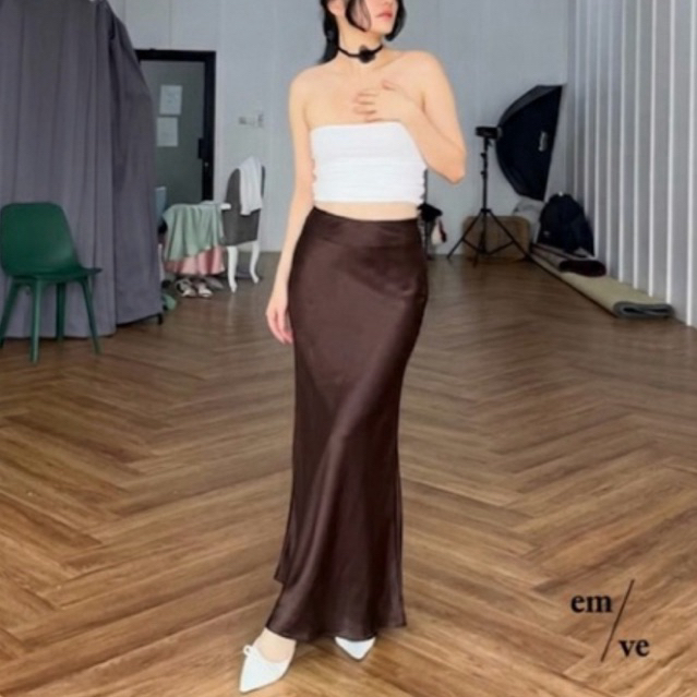 (PRELOVED) Sirene maxi silk satin skirt (dark brown S)