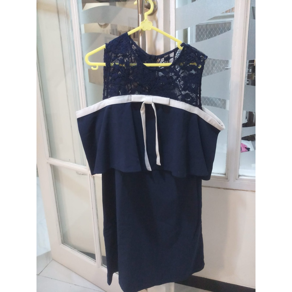 PRELOVED DRESS PESTA SEMI SHABRINA ex MOSCATO