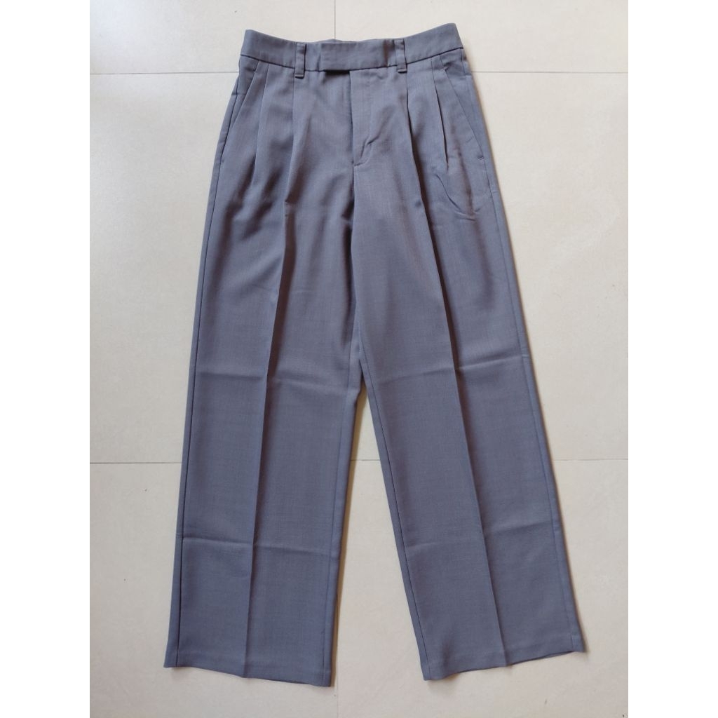 Preloved Celana Trousers Wide Leg Kulot GU Grey