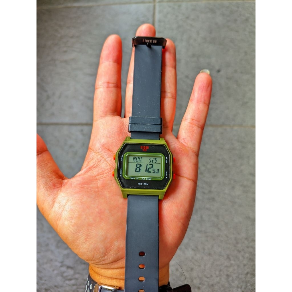 Jam eiger ori normal