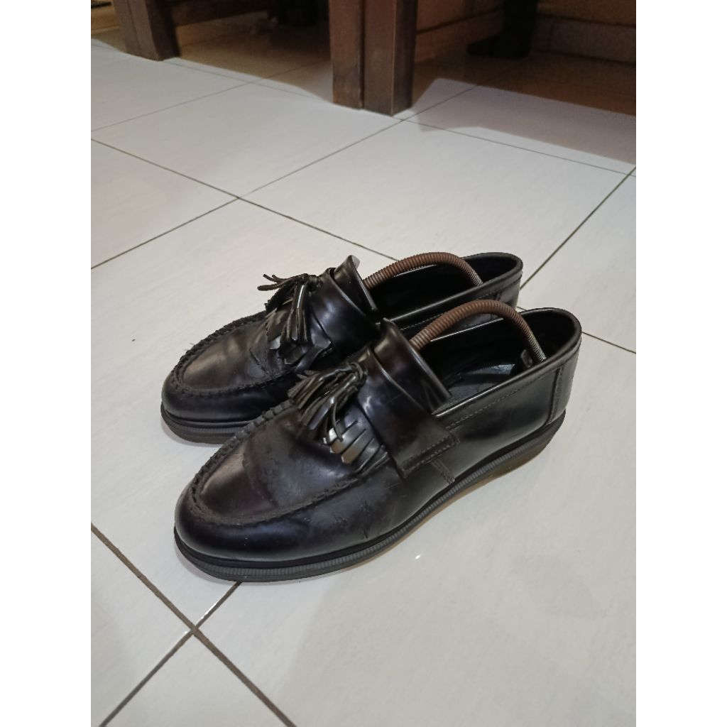 Adrian Tassel docmart 43