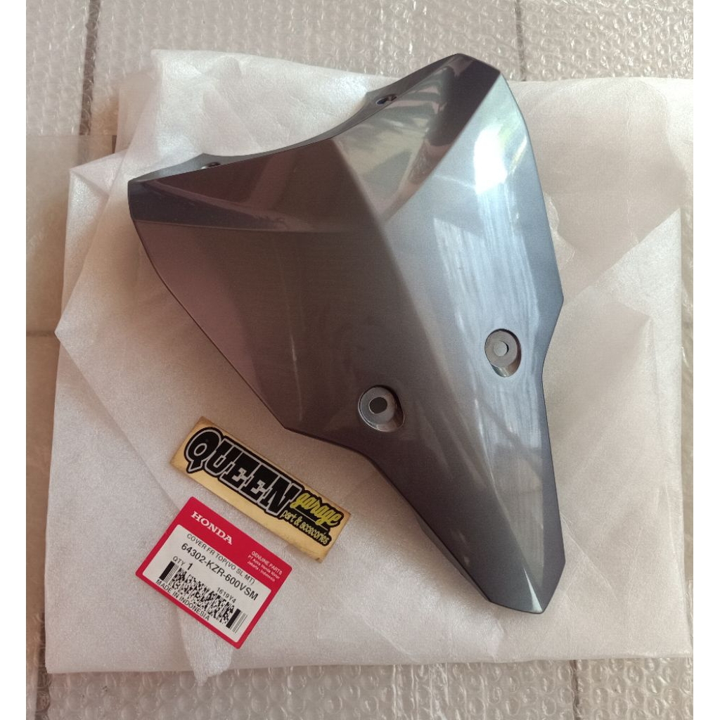 Cover Front Top Dasi Plat Nomor Silver Honda Vario125 Fi Original 64302KZR600VSM