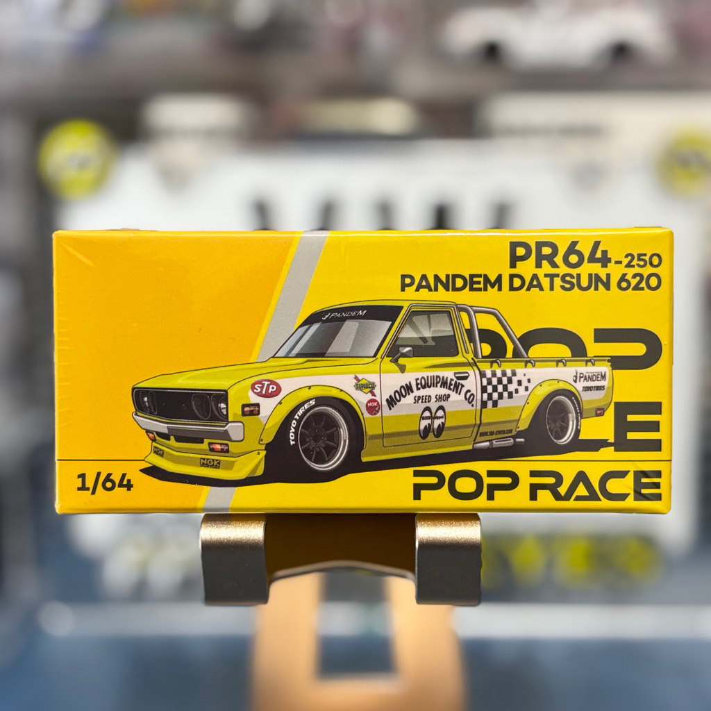 Pop Race 1/64 Pandem Datsun 620 Mooneyes [Sealed] | PR64-250