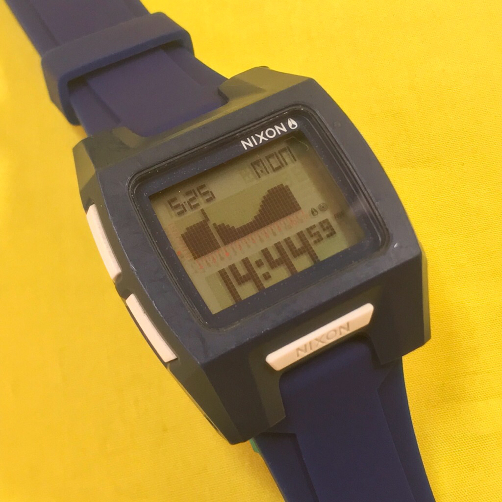 Nixon the lodown 2 surfing watch