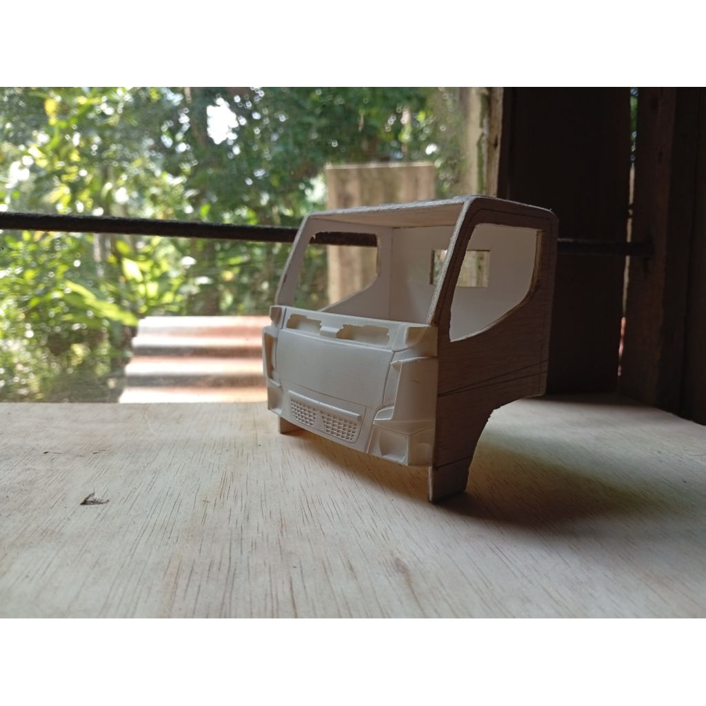 KABIN MINIATUR TRUCK PLASTIK