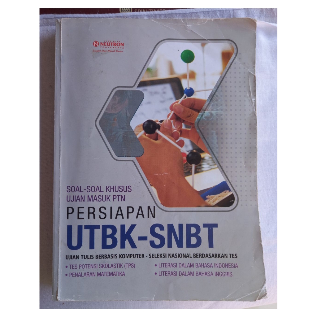 Buku Neutron Persiapan UTBK-SNBT TPS dan Literasi [PRELOVED/BEKAS]