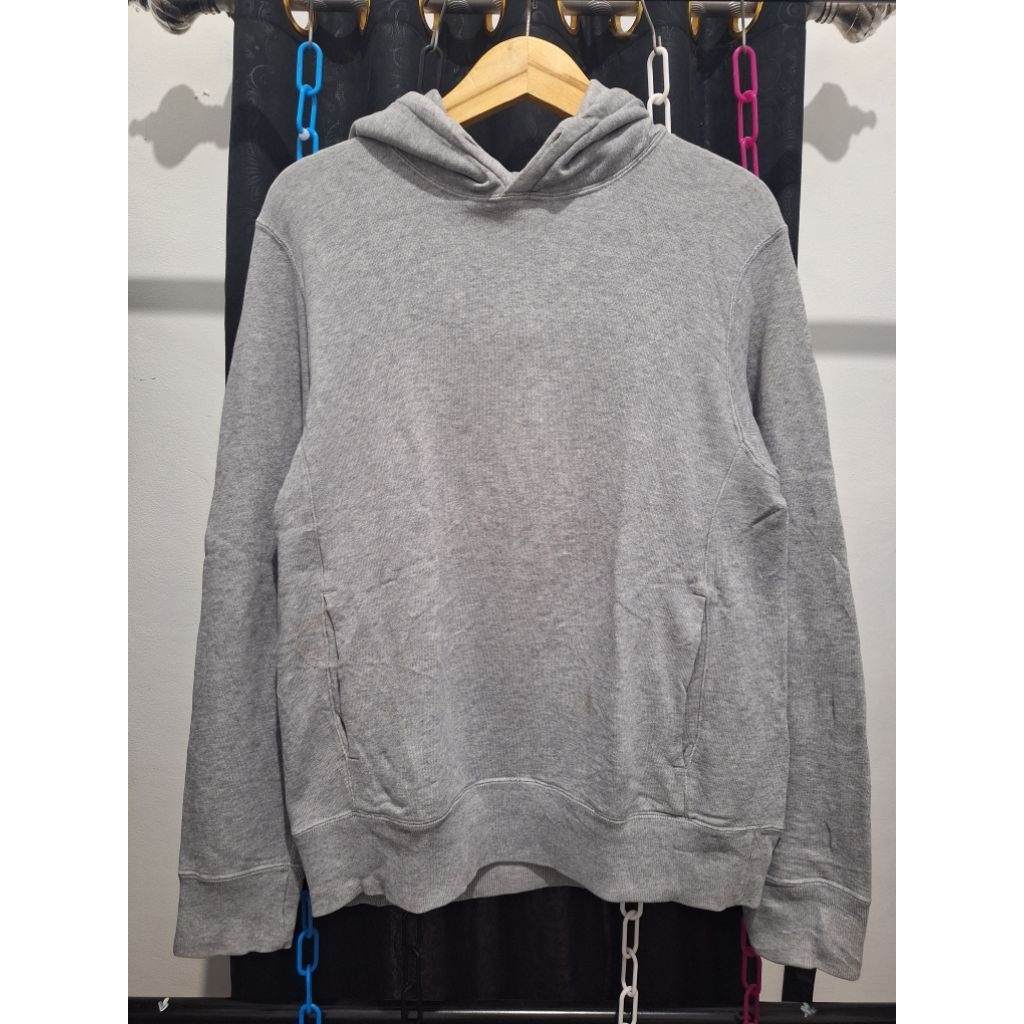 UNIQLO Hoodie Grey