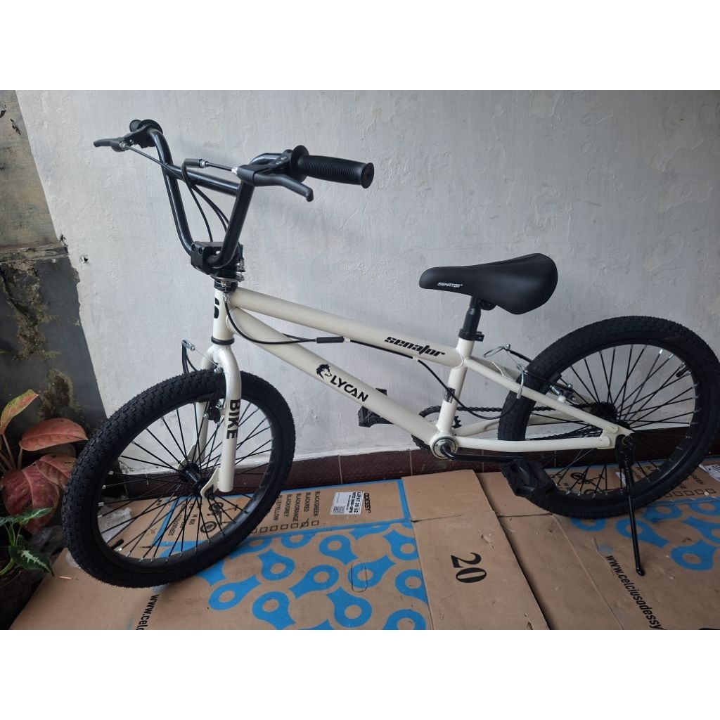 SEPEDA BMX SENATOR LYCAN