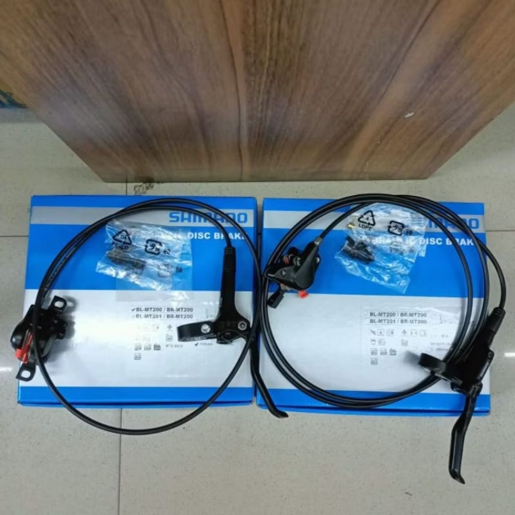 Brakeset Shimano MT200