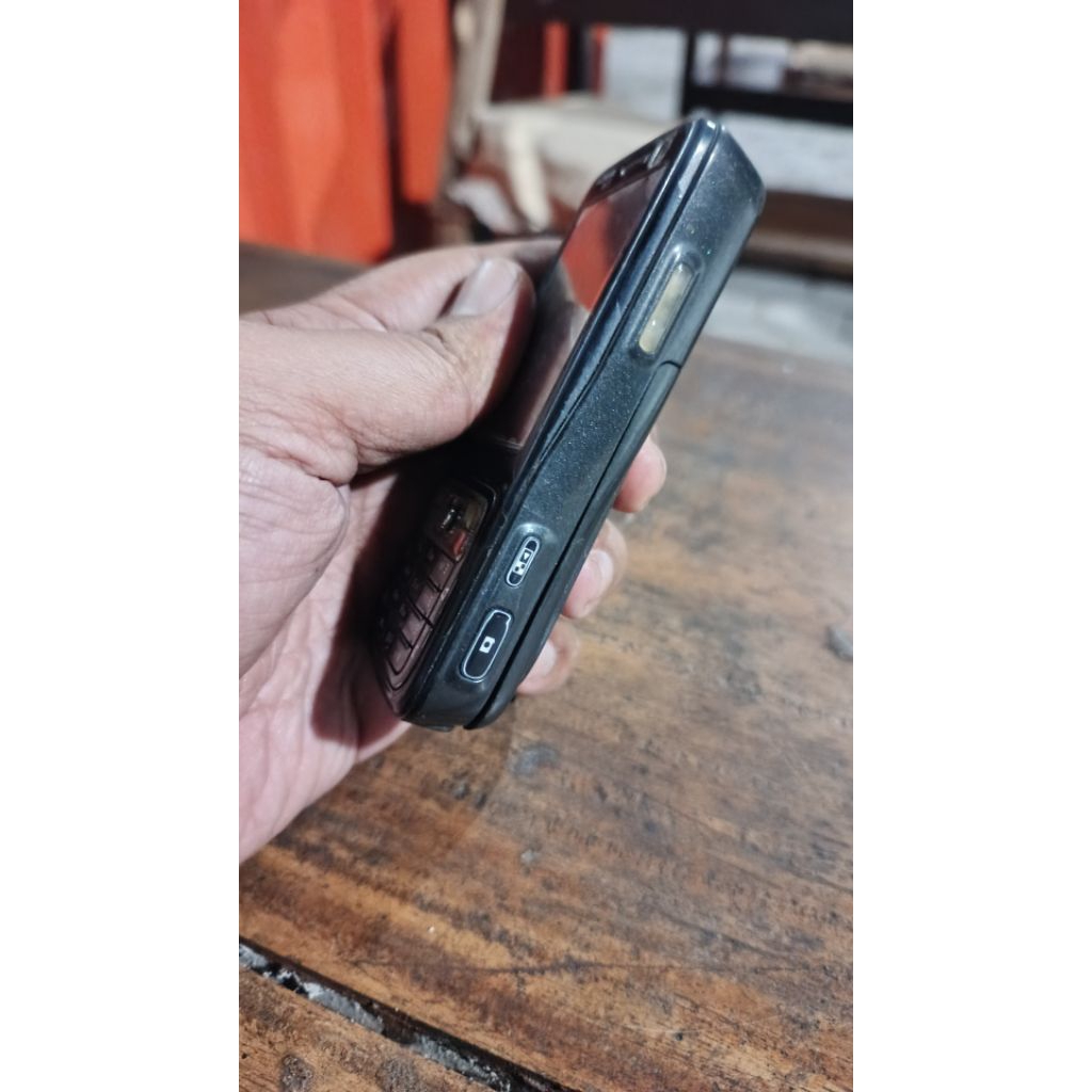 ~hp jadul nokia n73