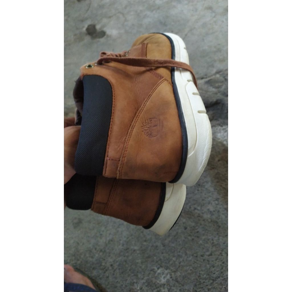 sepatu casual Timberland