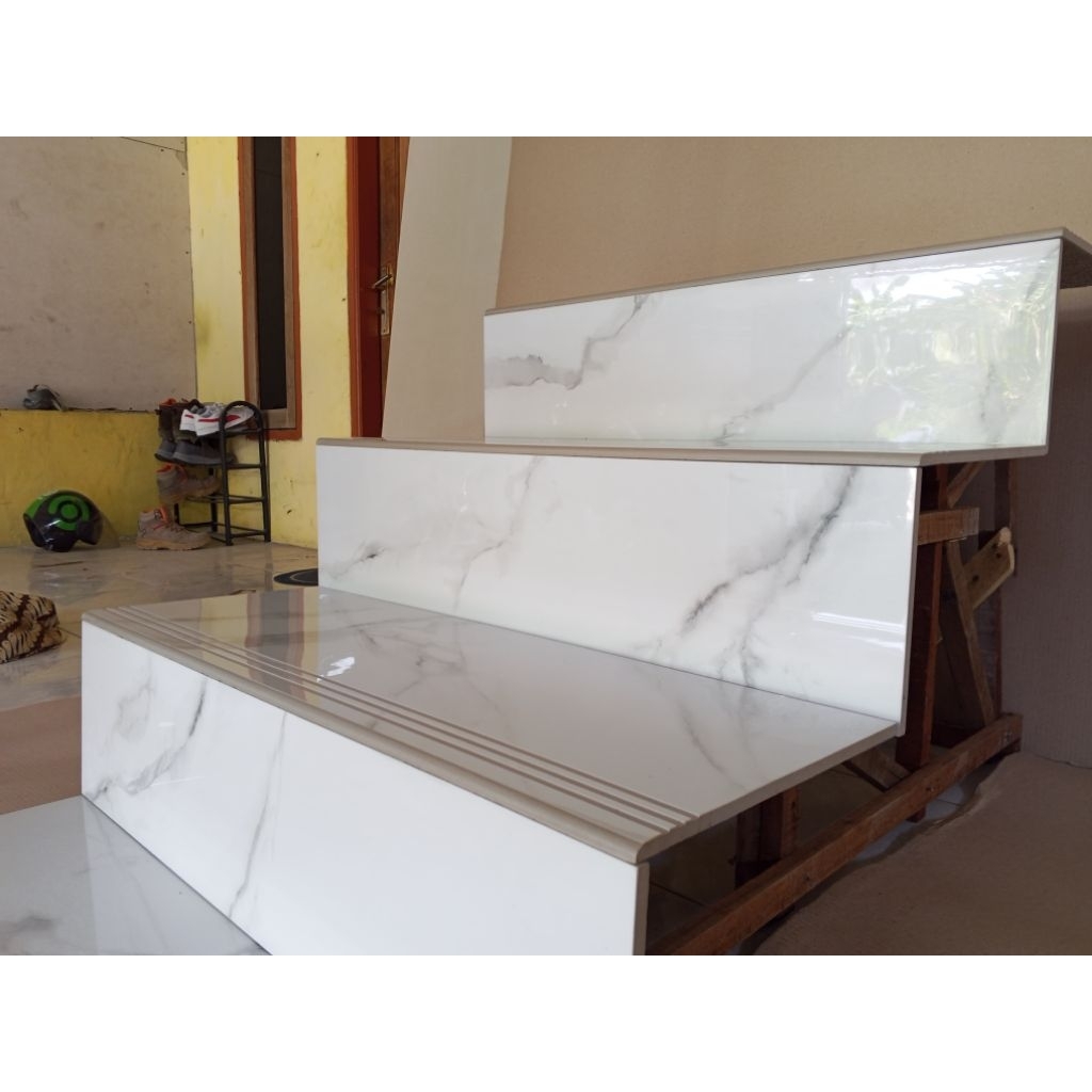 Stepnosing Granit Tangga, Bevel, Bullnose, Pingul...