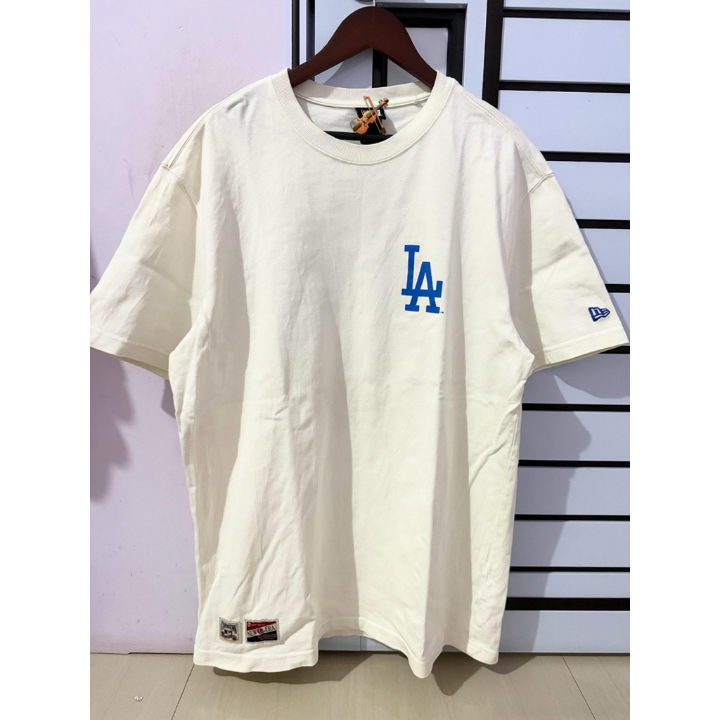NEW ERA CREAM OVERSIZE T-SHIRT ( LA DODGERS )
