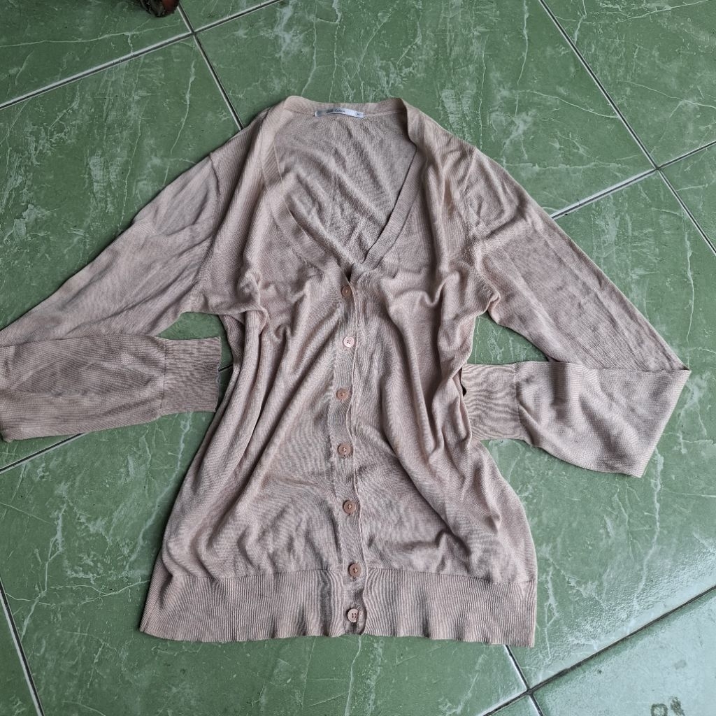 preloved cardigan uniqlo pink soft