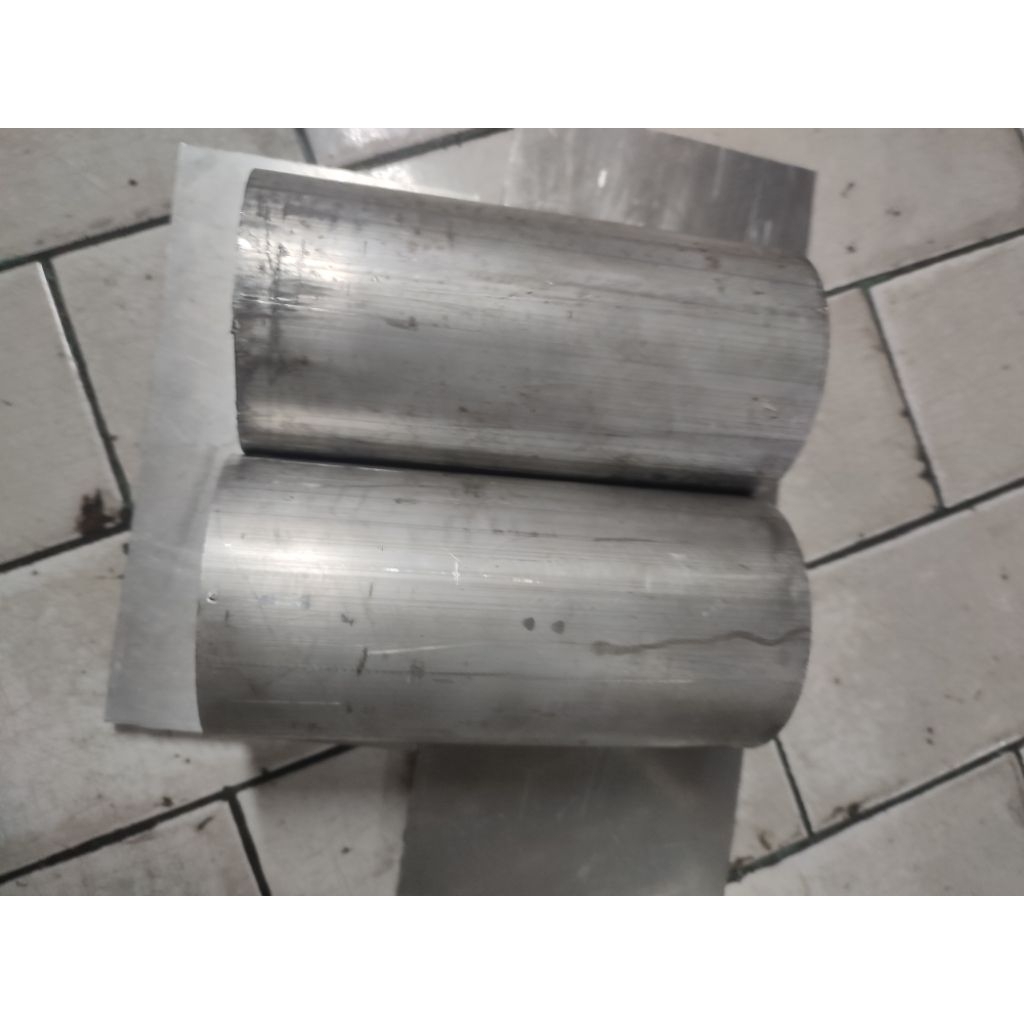 as Alumunium diameter 82mm x 160mm /16cm as Alumunium