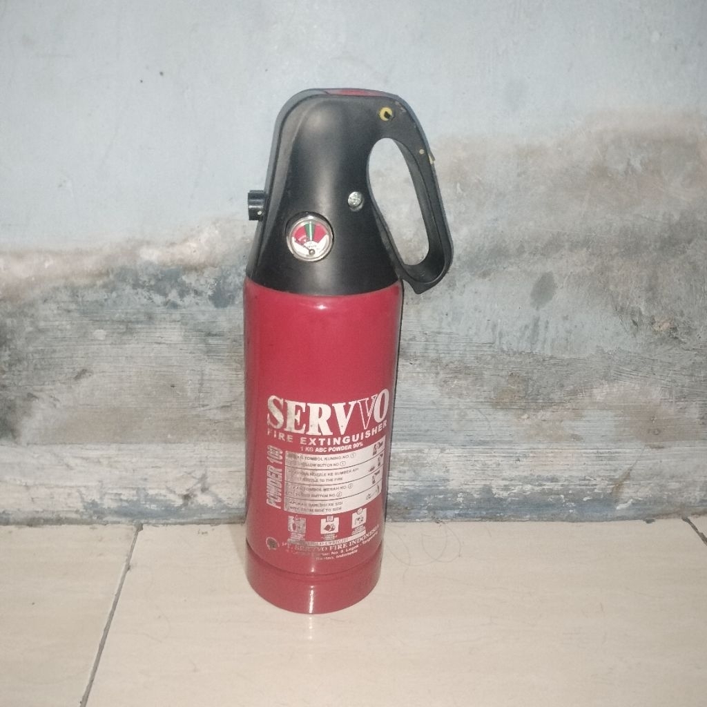 apar servo 1kg minus isi kosing harus isi ulang.isi ulang -+Rp50000 barang sesuai iklan