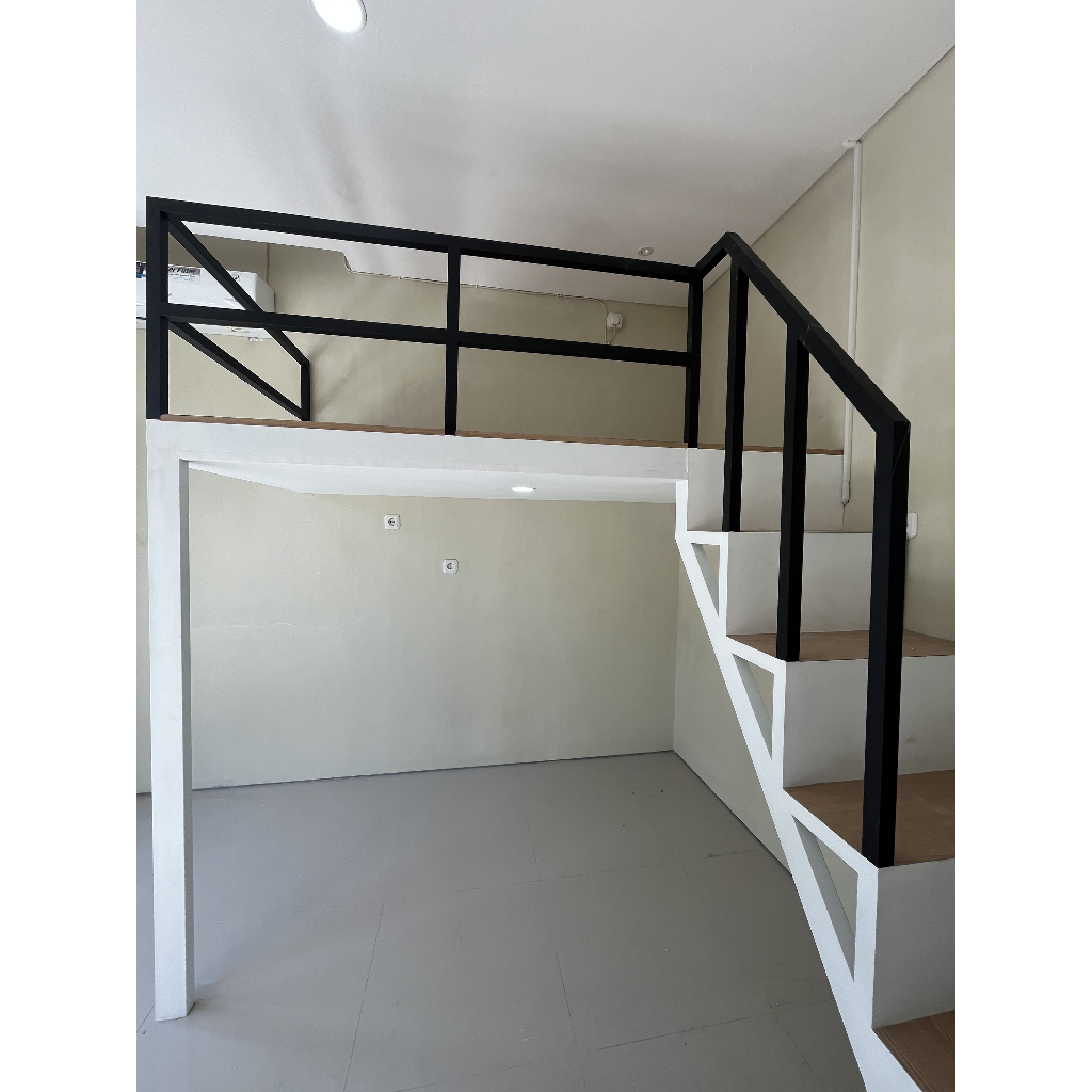 Mezzanine Indoor Kamar Tidur