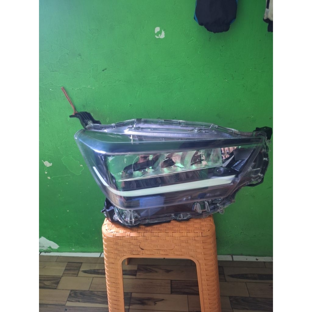 Headlamp Lampu Depan Ayla 2023 2024 2025 Original
