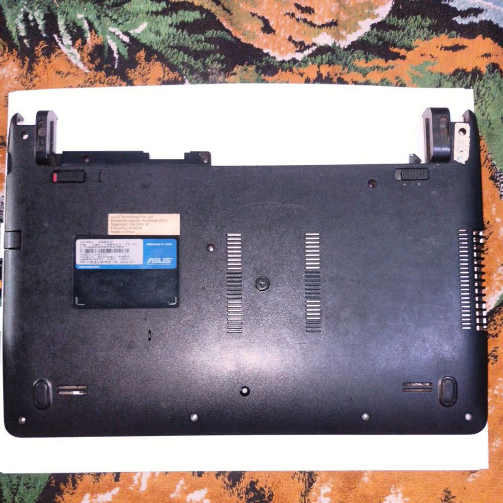 Casing bawah Asus X401U