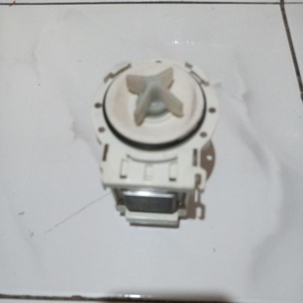 drain pump, pembuangan air mesin cuci elektrolux ewf 880,882,1073
