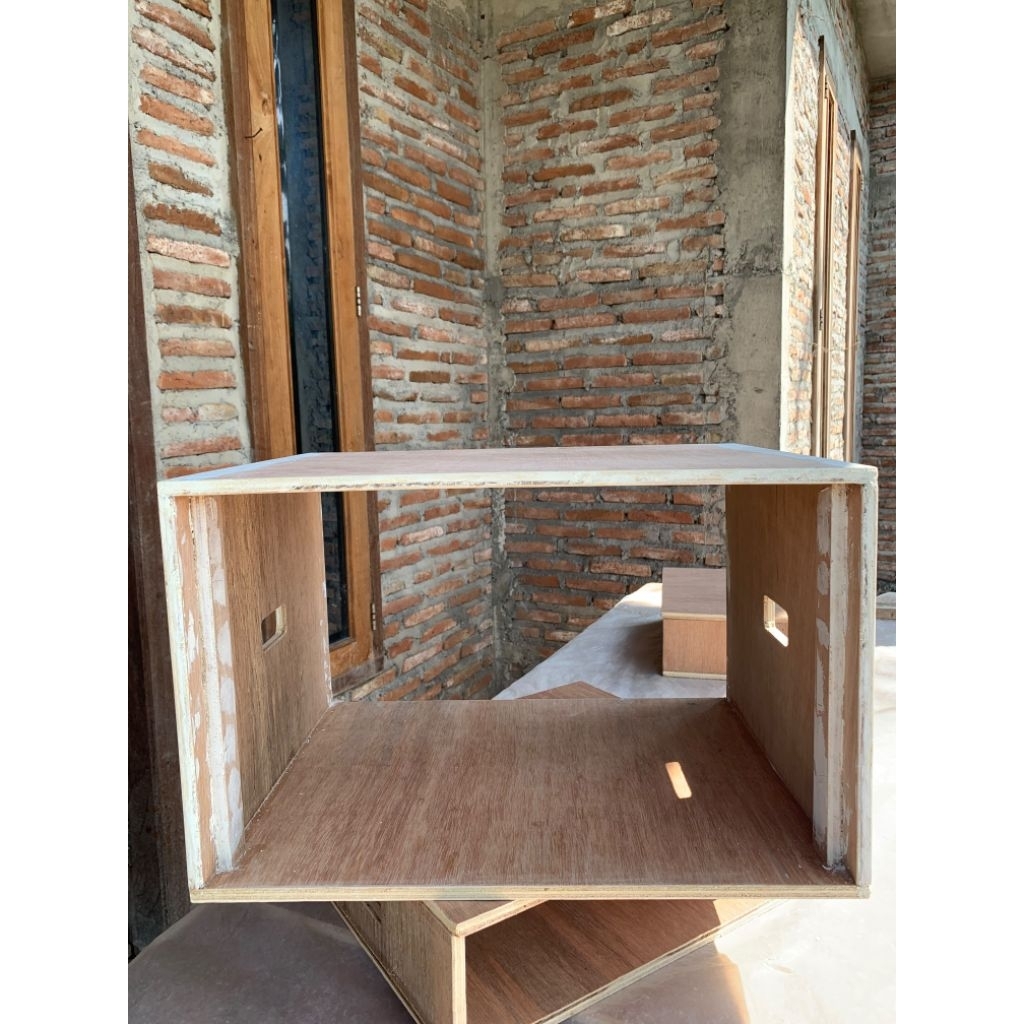 Rak aksesoris 6u mentahan sound system