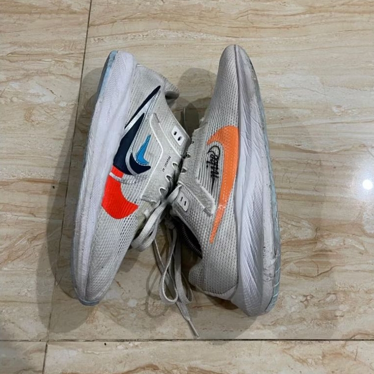 Sepatu Nike Running Air Zoom 40