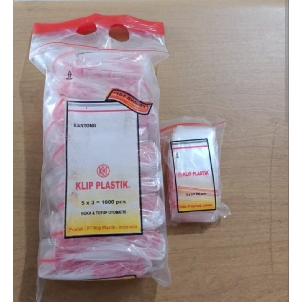plastik klip 5x3cm (1.000) lembarmerk klip asli 
kwalitas terjamin
ready stok
1ball isi 10 pak kecil