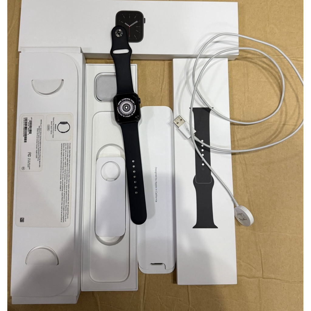 Apple Watch Series 6 40mm Bekas Pakai Fullset Original