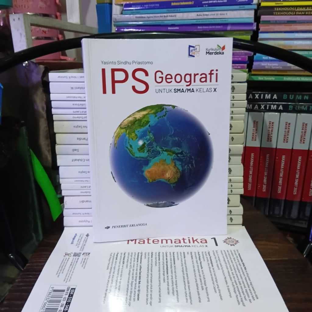BUKU IPS GEOGRAFI KELAS 10