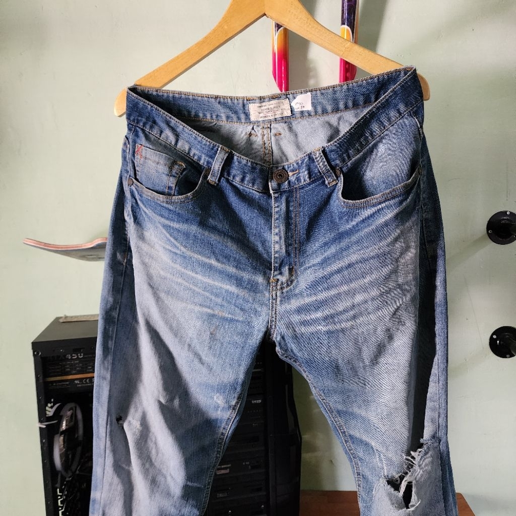 Celana denim fading Modern & Vintage