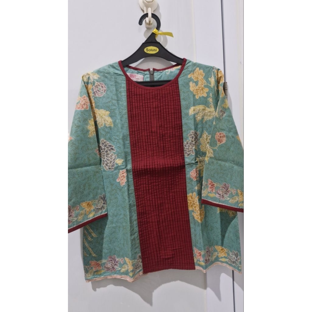 Preloved Nona Rara Batik M