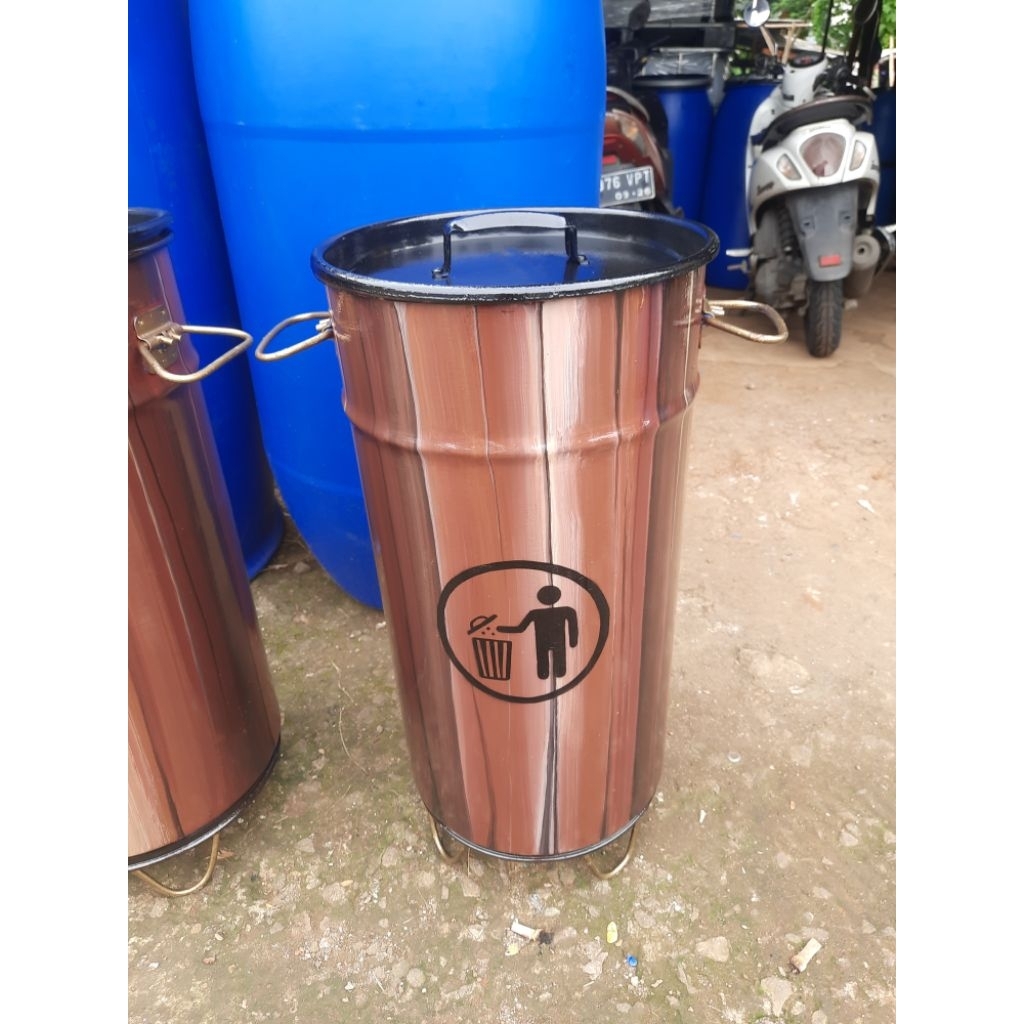 Tong Sampah Besi Kapasitas 30 Ltr + Kaki Bawah / Tong sampah cantik / Tong sampah unik / Tong sampah