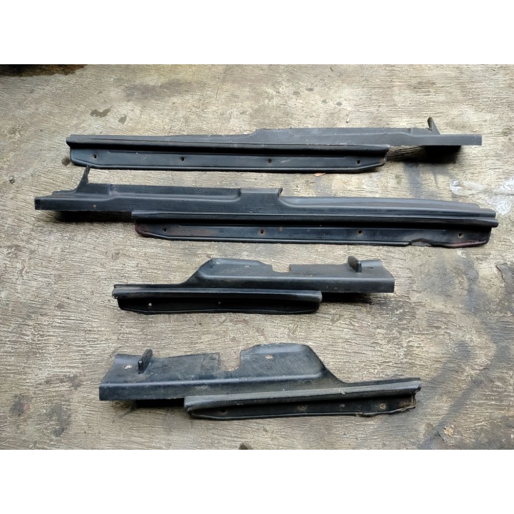 door sill plate Toyota Corona rt104