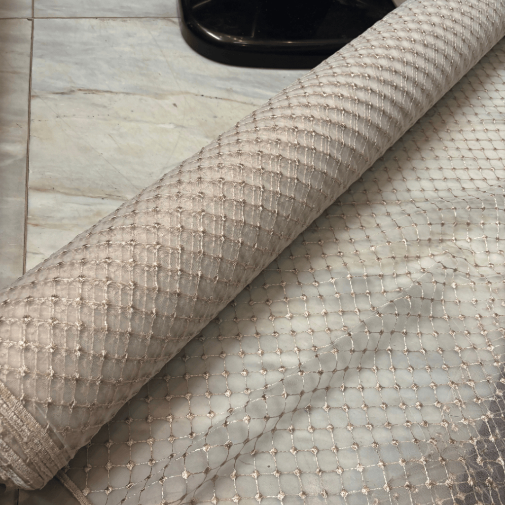 1/2 Meter Bahan Kain Brukat Tulle Kotak / Tile Kotak / Brukat Jaring Warna Cream