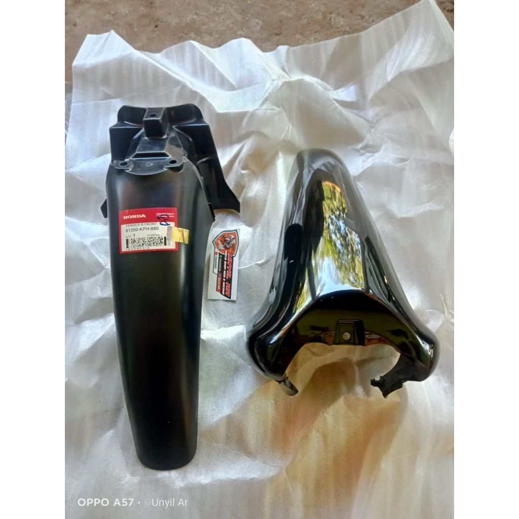 Spakbor selebor depan Honda Karisma 125D Original
