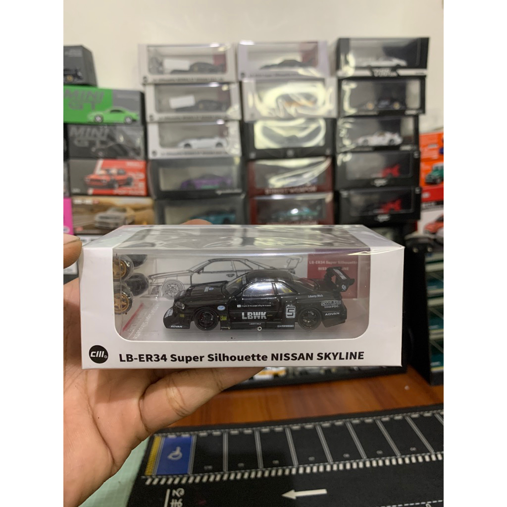 CM Model LBWK NISSAN SKYLINE R34 Hitam