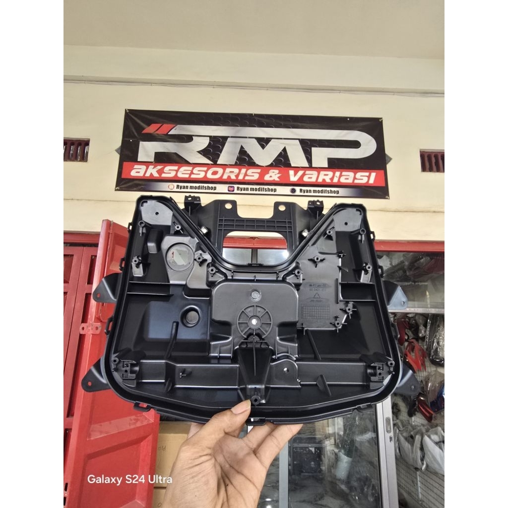 batok reflektor vario 160 housing headlamp vario 160 batok lampu depan vario 160
