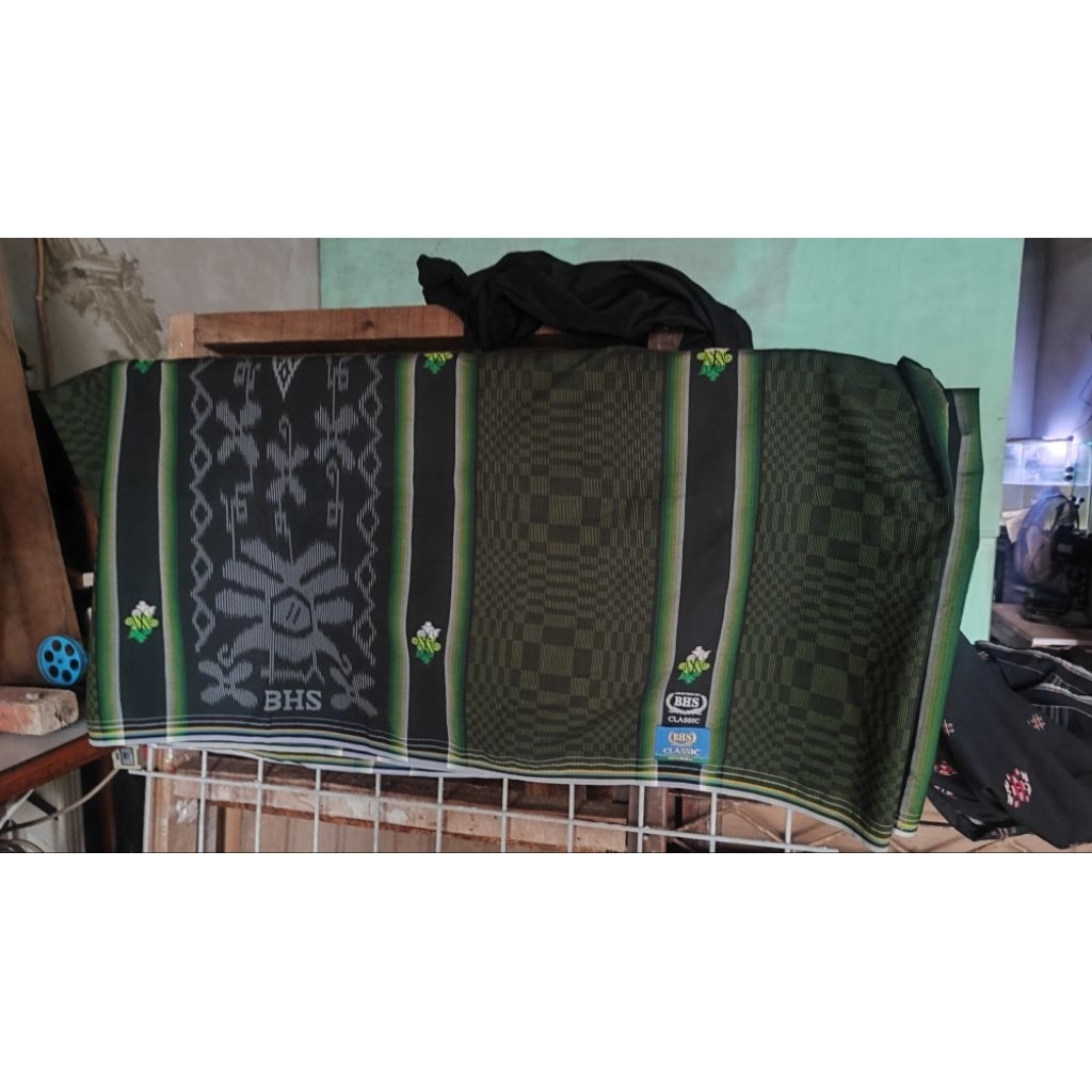 sarung bhs classic motif ssa