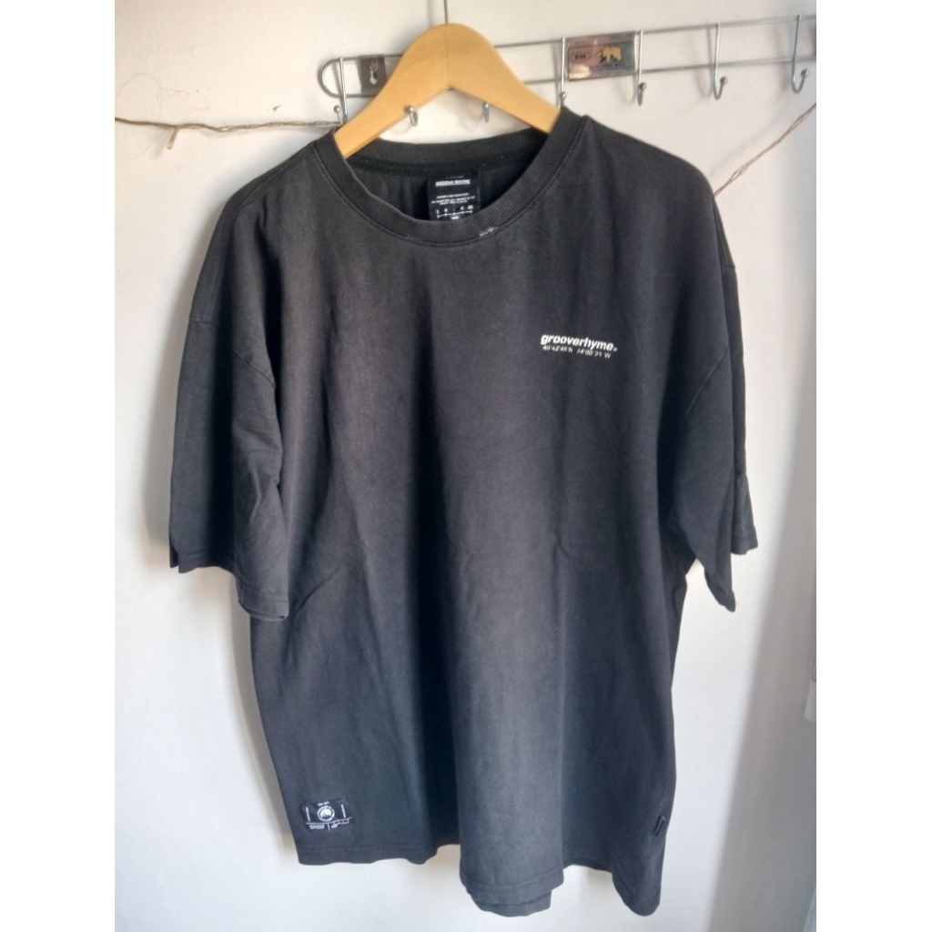 Kaos Groverhyme ukuran L