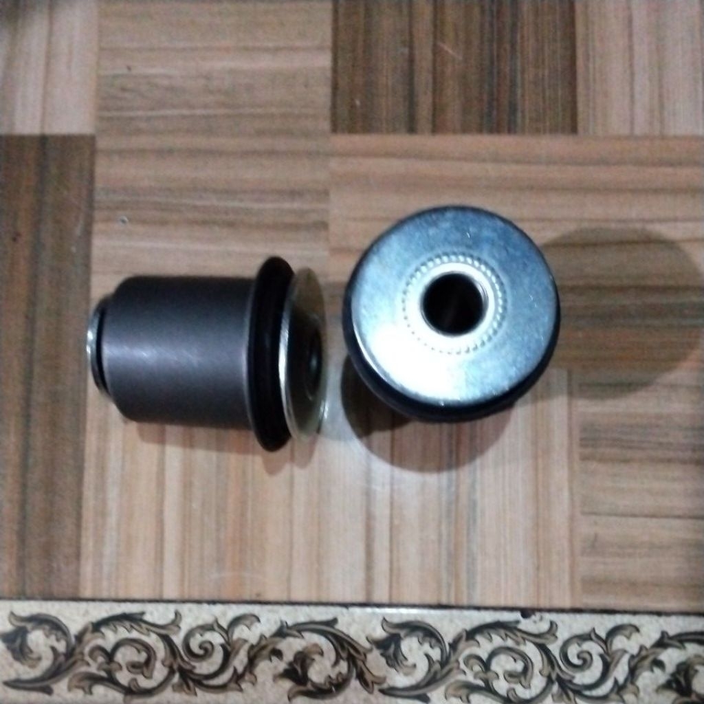 BUSHING Arm BIG INNOVA