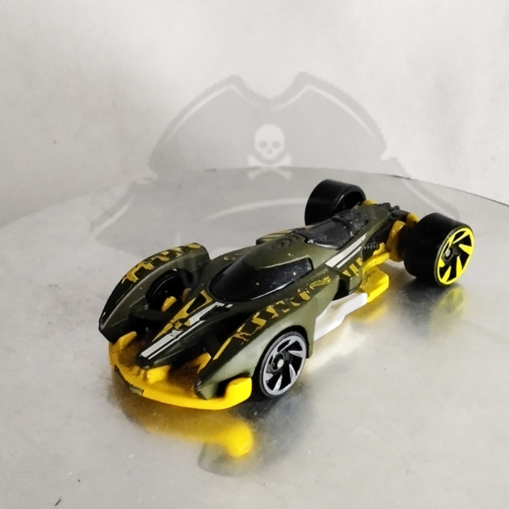 DIECAST HOTWHEELS FANTASY CARS LOOSE HYPERFIN, HOTWHEELS LOOSE